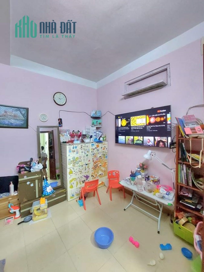 Bán Nhà Phố Yên Hoa - Tây Hồ 23m2 x 4 tầng , gần Phố ngõ nông , vài bước ra Tây Hồ , giá hơn 3 tỷ