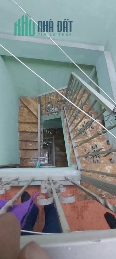 Bán nhà riêng phố Trương Định Hoàng Mai. DT 46m/4tầng/MT4.3m/ 3.15tỷ. Ôtô đỗ cổng, pháp lý chuẩn