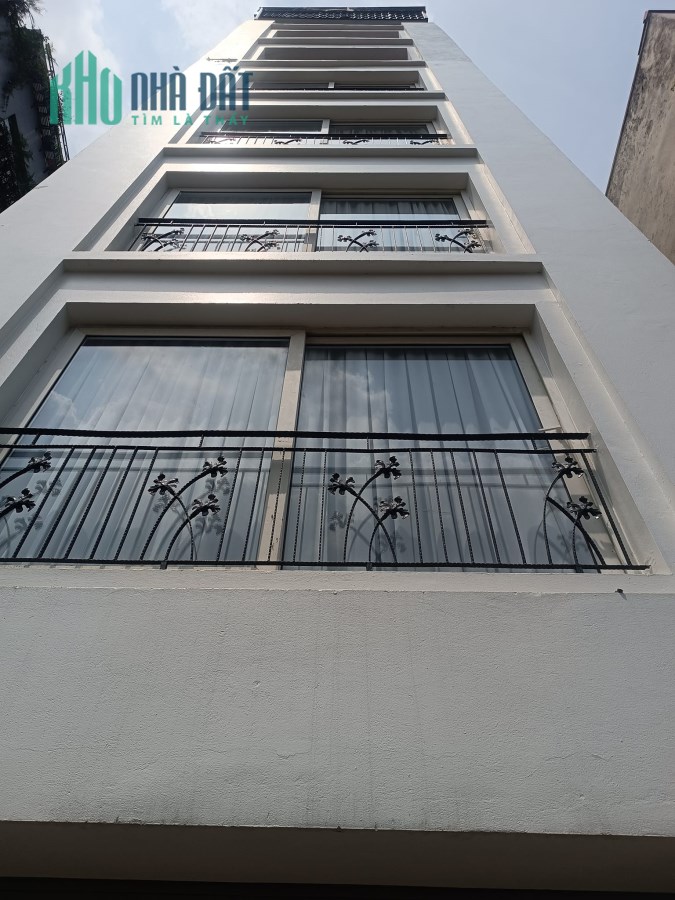 Bán nhà phố Tô Ngọc Vân, view Hồ Tây, lô góc, tô tô đỗ, kinh doanh, 8 tầng thang máy, 70m, hơn 24 tỷ