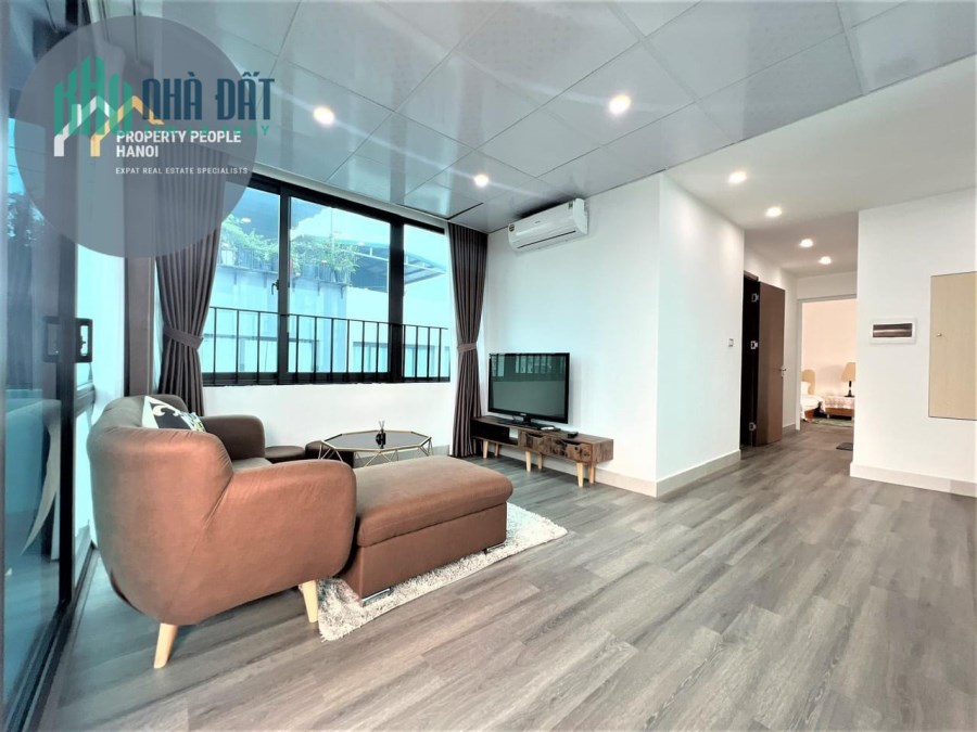 Bán nhà phố Tô Ngọc Vân, view Hồ Tây, lô góc, tô tô đỗ, kinh doanh, 8 tầng thang máy, 70m, hơn 24 tỷ