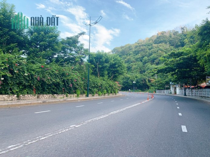 Cho thuê 1500m2 2 mặt tiền đường Trần Phú phường 5