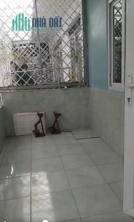Chủ cần tiền bán gấp Nhà giá rẻ đường Huyền Trân Công Chúa, Đà Lạt giá chỉ 2.45 tỷ