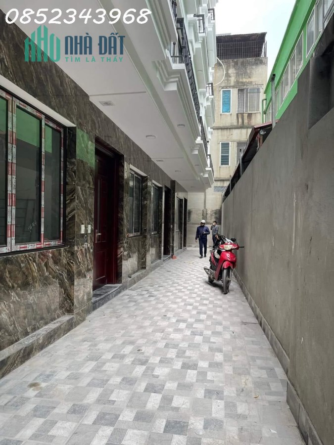 Bán nhà ngõ 132  Cầu Giấy, 35m2, 5 tầng, gần chợ Quan Hoa, giá 5.15 tỷ.