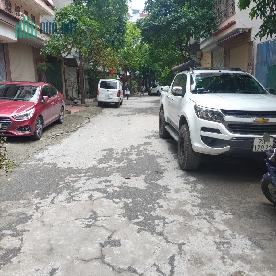 Siêu phẩm Hà Đông phân lô vỉa hè Lê Trọng Tấn 52m2 MT4m chỉ 8.5 tỷ thang máy kinh doanh