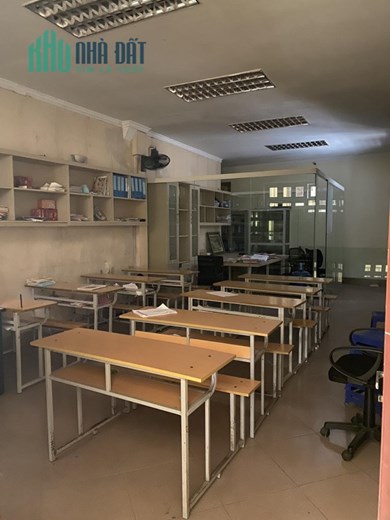 Chính chủ bán nhanh nhà Giải Phóng 335m2 đường 3 ô tô tránh nhau sổ nở hậu giá hơn 20 tỷ
