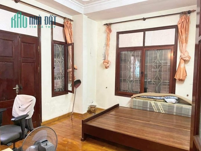 Bán nhà Phố Nguyễn Công Hoan, Quận Ba Đình, Lô Góc Xịn Sò. Giá 8.95 tỷ