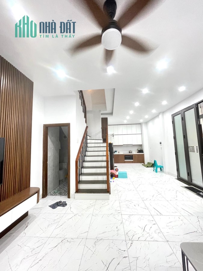 Phố Thái Hà Đống Đa - xây mới - tặng full nội thất - 51m2 4 tầng mt6.3m chỉ 7.7 tỷ