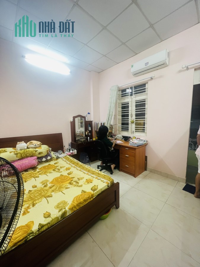 Nhà 40m2- 2PN2WC- 3,6 Tỷ