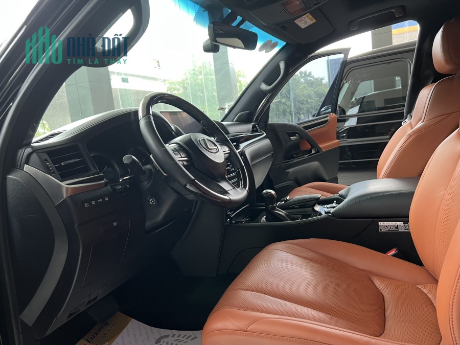 Cần bán xe Lexus lx570 sản xuất 2016 Vietauto luxury 134 Phạm Văn Đồng,Xuân Đỉnh,Bắc Từ Liêm,Hà Nội