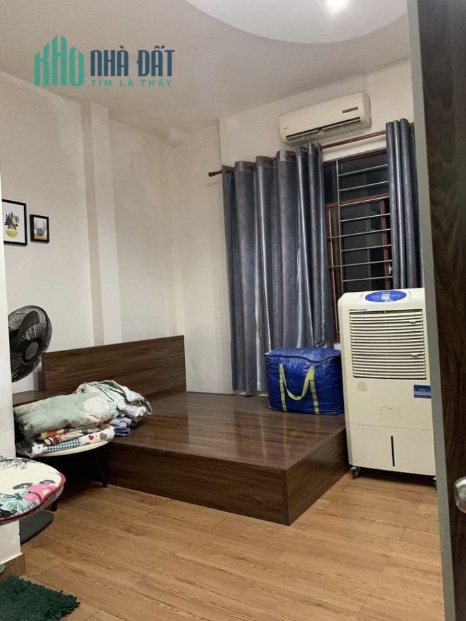 Bán nhà HXH hạ chào 1 tỷ, Bờ Bao Tân Thắng, Sơn Kỳ, Tân Phú, 70m2, 6 tầng, 13 phòng cho thuê.