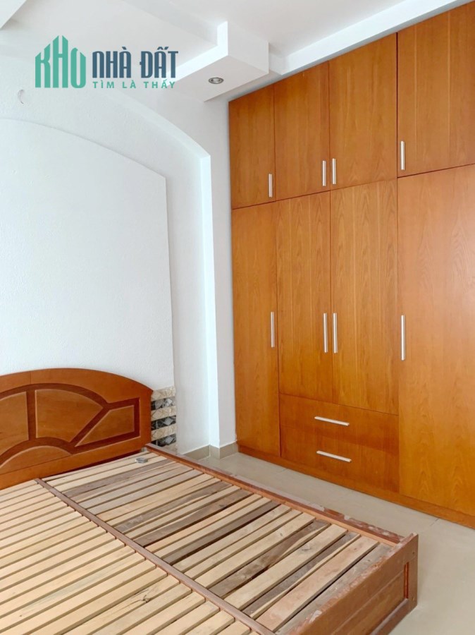 Cho thuê NNC 4 tầng, 2 mặt hẻm, ôtô tới nhà đường Dương Bá Trạc P1Q8. Giá 21 triệu