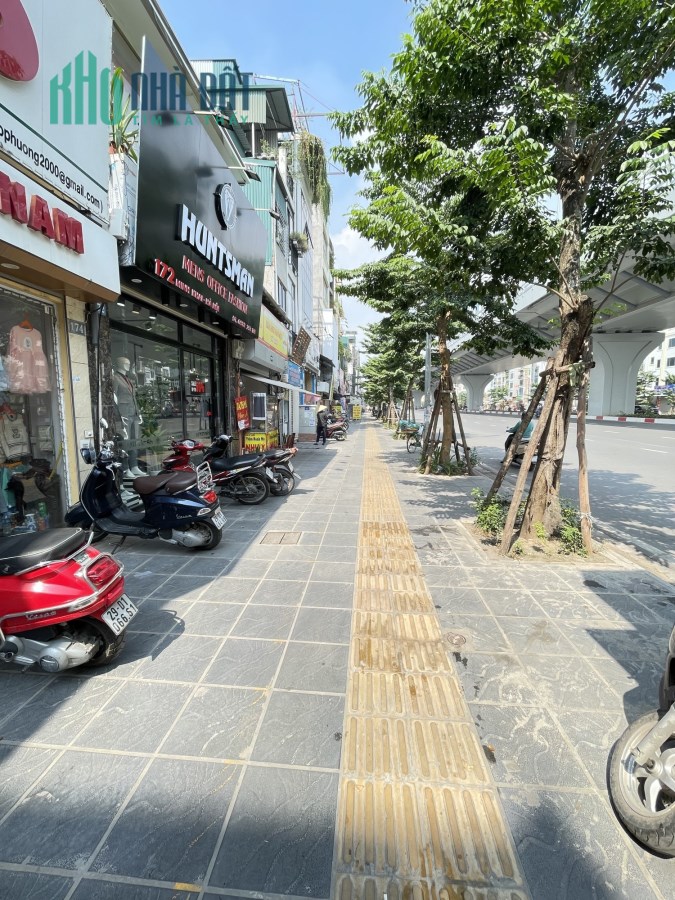 Bán nhà ngõ Hòa Bình, Minh Khai, HBT 75m, MT 4.5m, ô tô, KD giá 10.5 tỷ. LH: 0366051369