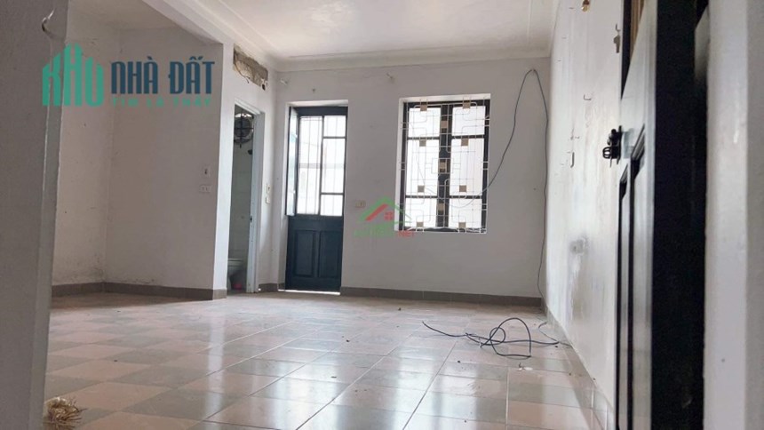 Bán nhà ngõ Hòa Bình, Minh Khai, HBT 75m, MT 4.5m, ô tô, KD giá 10.5 tỷ. LH: 0366051369