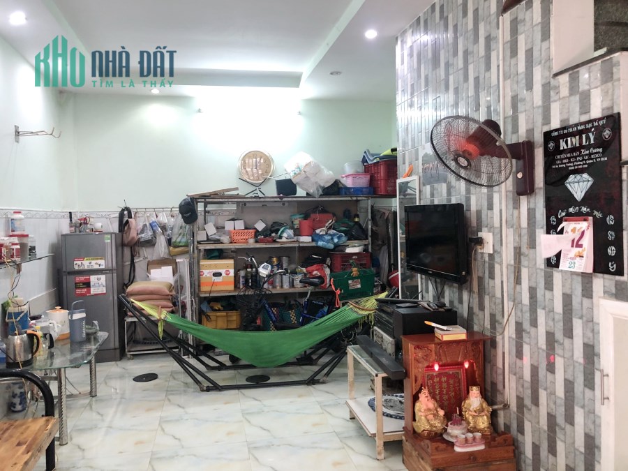 Nhà 3 tầng đường Lưu Quý Kỳ P10.Q8. Giá 2,89 tỷ TL