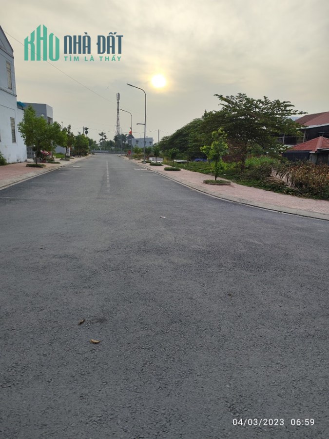 HXH TRÁNH THÔNG - AN PHÚ ĐÔNG QUẬN 12 - NGANG 5.3M HIẾM, 3 TẦNG, 3 PN, NHÀ ĐẸP Ở NGAY - CHỈ HƠN 4