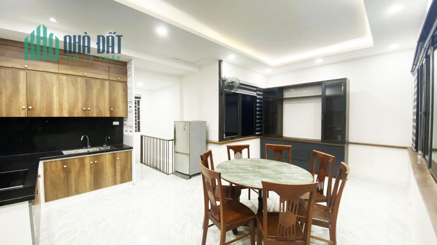 7 Tầng Có Thang Máy! Bán nhà 10 tỷ Mặt phố Mai Anh Tuấn đang KD cực tốt