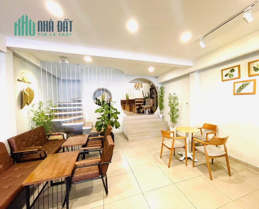 CẦN NHƯỢNG LẠI QUÁN CAFE MẶT TIỀN Địa chỉ: Huỳnh Tấn Phát – quận 7 – TP Hồ Chí Minh