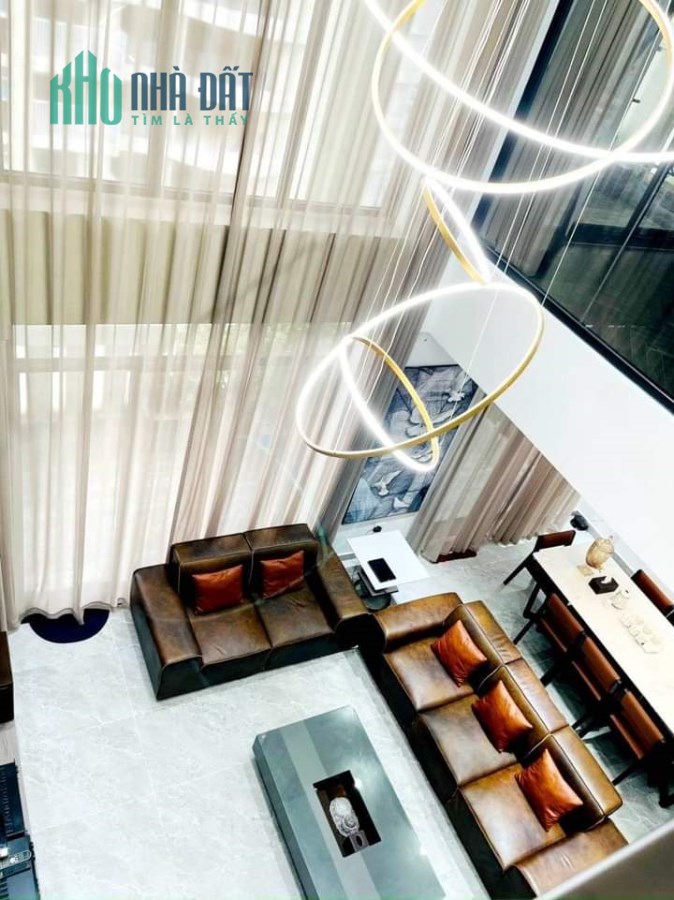 Chỉ 34 triệu/m2 - Penthouse Vinaconex 7- 190m2  ĐN - 4 PN tặng Nội Thất