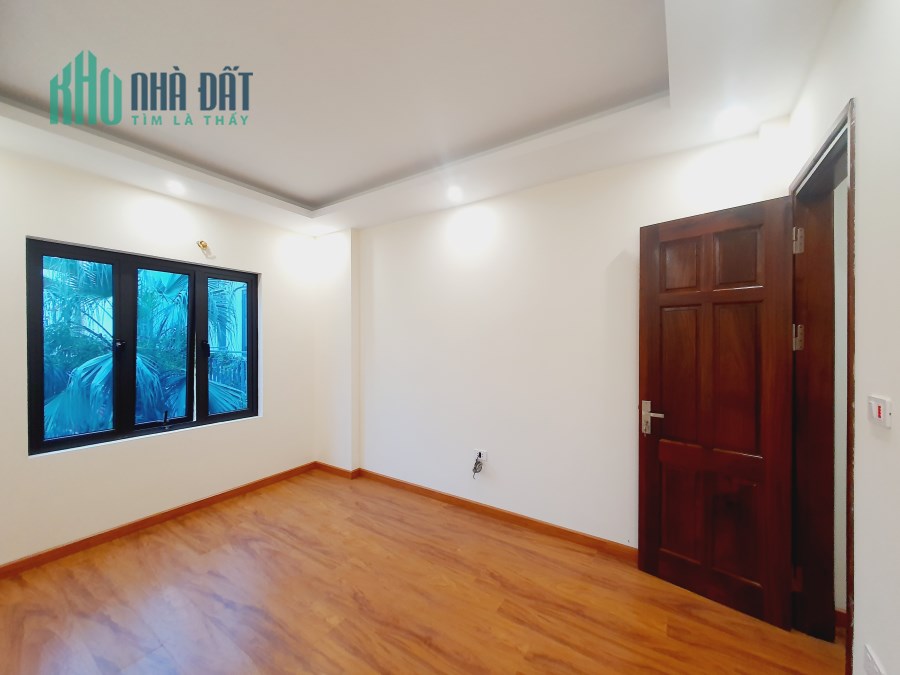 [Nhà gần chợ!] Chỉ từ 2 tỷ có ngay nhà Kim Chung Yên Vĩnh- ngõ trước nhà rộng 3m, ô tô gần