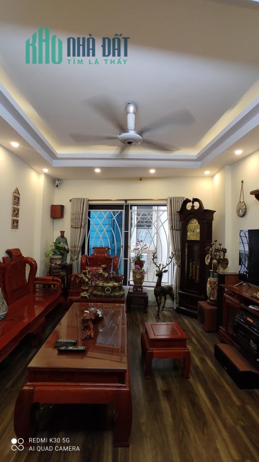 BÁN NHÀ  NGUYỄN VĂN CỪ-  SỔ PHÂN LÔ - HIẾM - NHÀ ĐẸP Ở NGAY- CÁCH Ô TÔ 20M  - 50M RA MẶT PHỐ - CHỦ