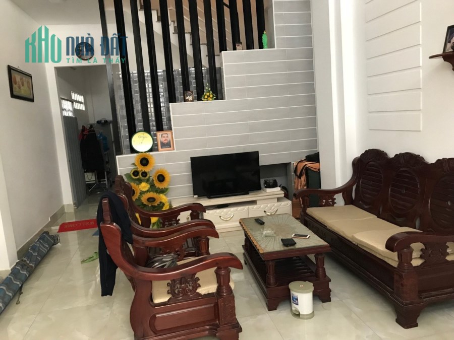 Lô góc 1/ Lê Quang Định Bình Thạnh 56m2 ngang 4m chỉ 7tỷ2