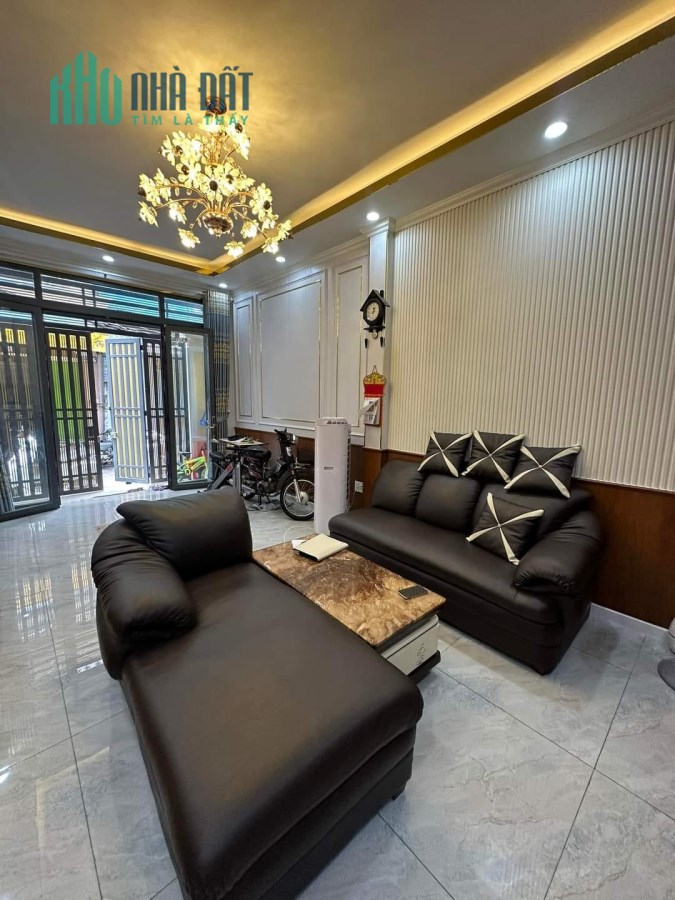 🍎Bán Nhà cực đẹp đường Gia Phú -  Q.6, Sát vách Q.5 -  60m2 - 3 tầng - Chỉ 7 tỷ thương lượng