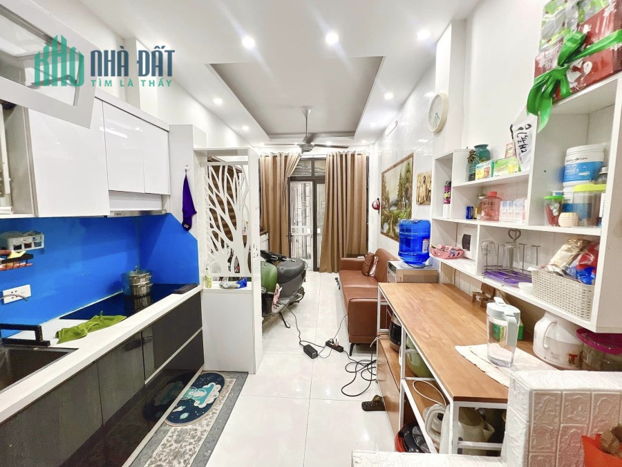 BÁN NHÀ KIM MÃ 26M2 5 TẦNG- NGÕ BA GÁC, LÔ GÓC THOÁNG SÁNG- GIÁ 3,5TỶ