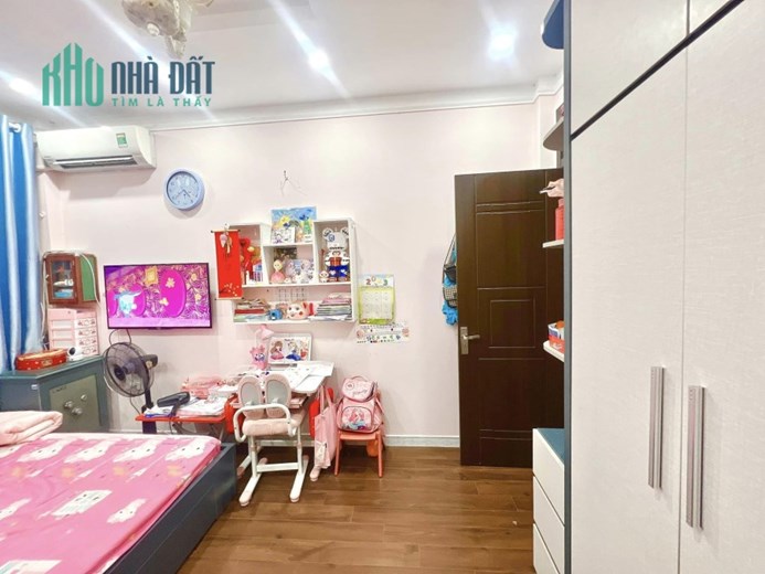 BÁN NHÀ KIM MÃ 26M2 5 TẦNG- NGÕ BA GÁC, LÔ GÓC THOÁNG SÁNG- GIÁ 3,5TỶ
