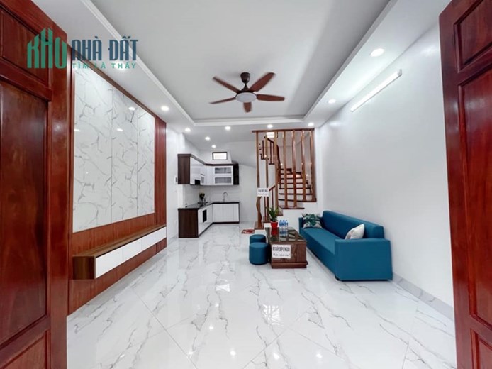 Bán nhà Chùa Bộc Đống Đa, ngõ thông, ô tô đỗ rất gần, chỉ Nhỉnh 3 tỷ