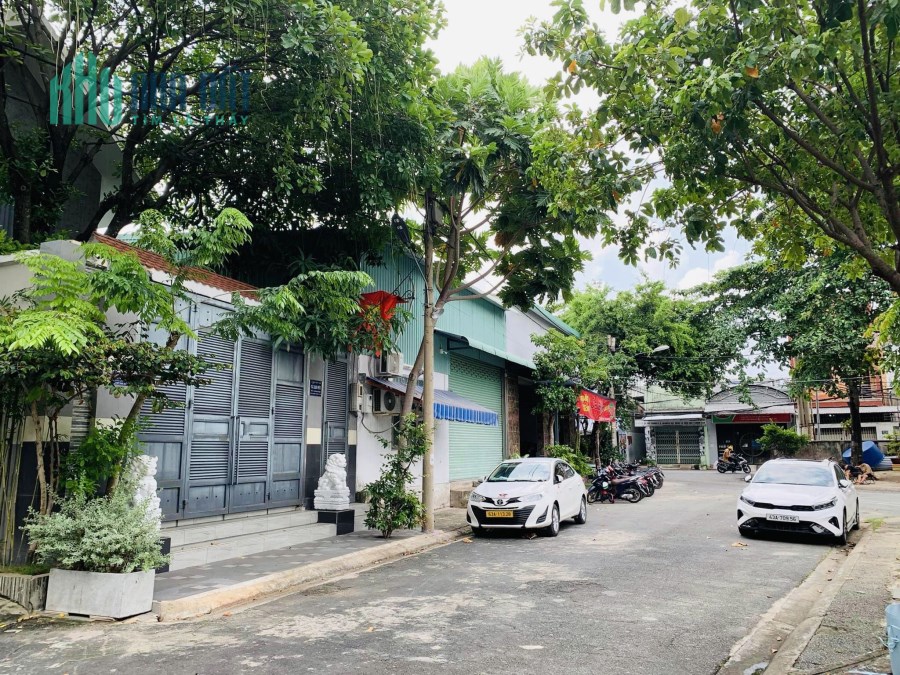 Cần vốn bán gấp nhà xưởng diện tích 186m2 đường Lê Văn Khương , phường Hiệp Thành , quận 12, TPHCM
