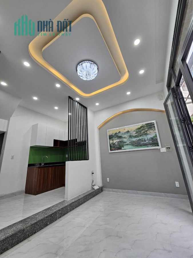 Nhà mới Cao Thắng,Phú Nhuận,33m2 sát bên chợ Phú Nhuận.Lh Công 0909048***