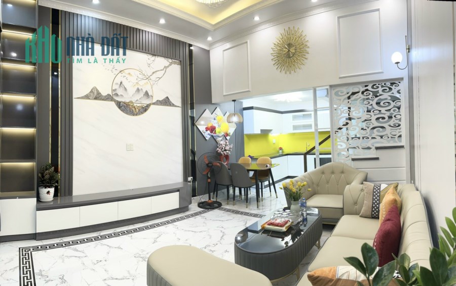 Bán nhà sân cổng riêng cực đẹp ngõ 464 Chợ Hàng Mới, 45m 3.5 tầng GIÁ 2.85 tỉ