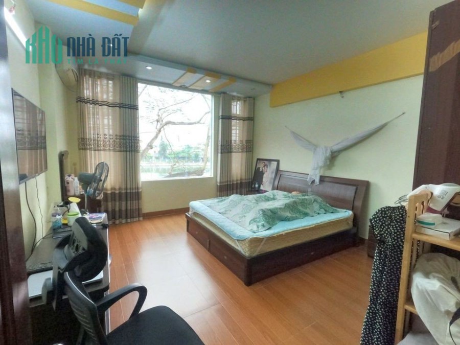 Bán nhà ngõ 33 Chu Văn An, 45m 4 tầng ngay gần Hồ, GIÁ 2.65 tỉ độc lập dân xây