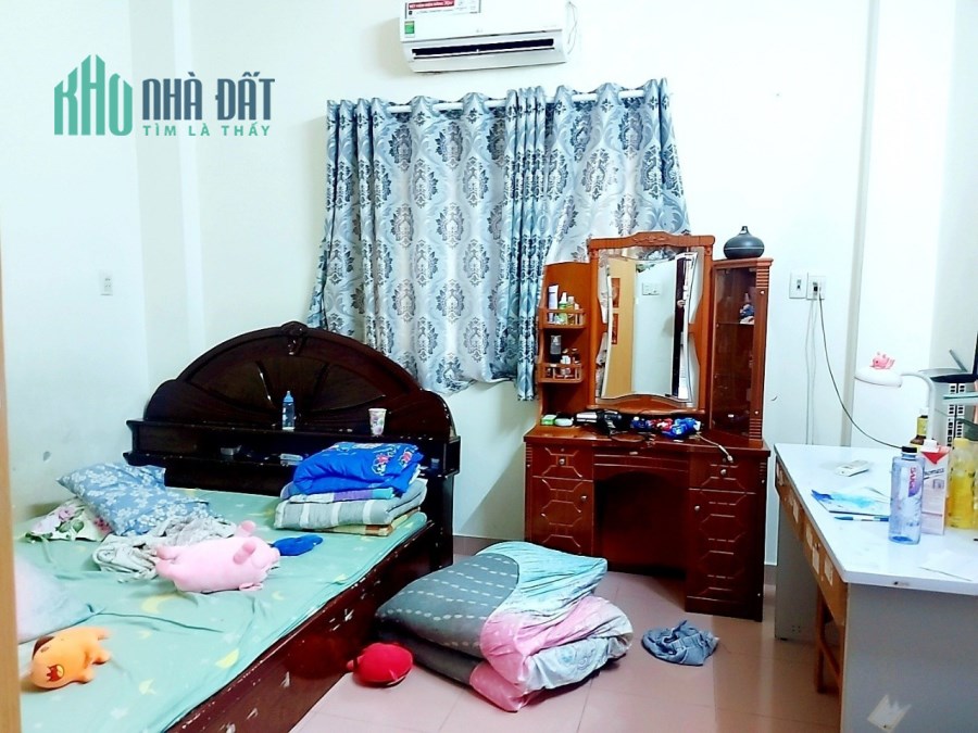 Bán Gấp Nhà Tân Sơn Nhì Tân Phú 60m2 Hẻm xe tải đỗ cửa 4 tầng đúc BTCT Chỉ 5 x tỷ