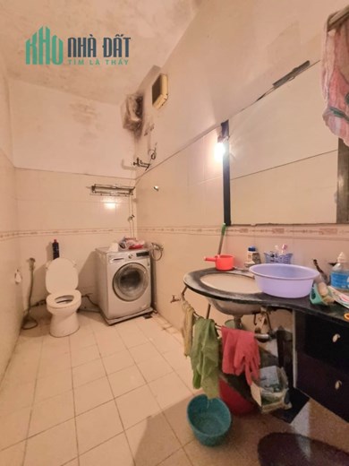 Bán ngôi nhà 99m2 phố Nghi Tàm, Tây Hồ Ngõ 2 Ô tô thông Vỉa hè Kinh doanh tốt 9.6 Tỷ