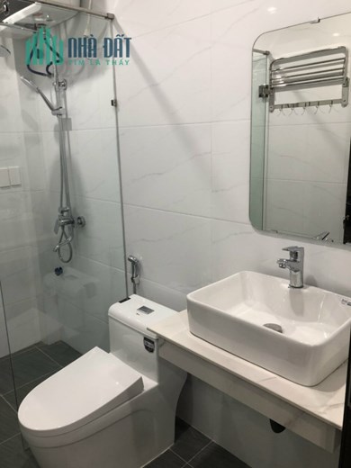 Bán nhà mặt đường Dân Lập - Lê Chân, 96m 4 tầng độc lập GIÁ 9.5 tỉ ngay Cổng Đại Học