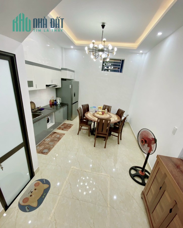 Bán nhà xây mới độc lập 3 tầng ngõ 369 Đằng Hải, diện tích 47m, GIÁ 2.89 tỉ ô.tô đỗ cửa