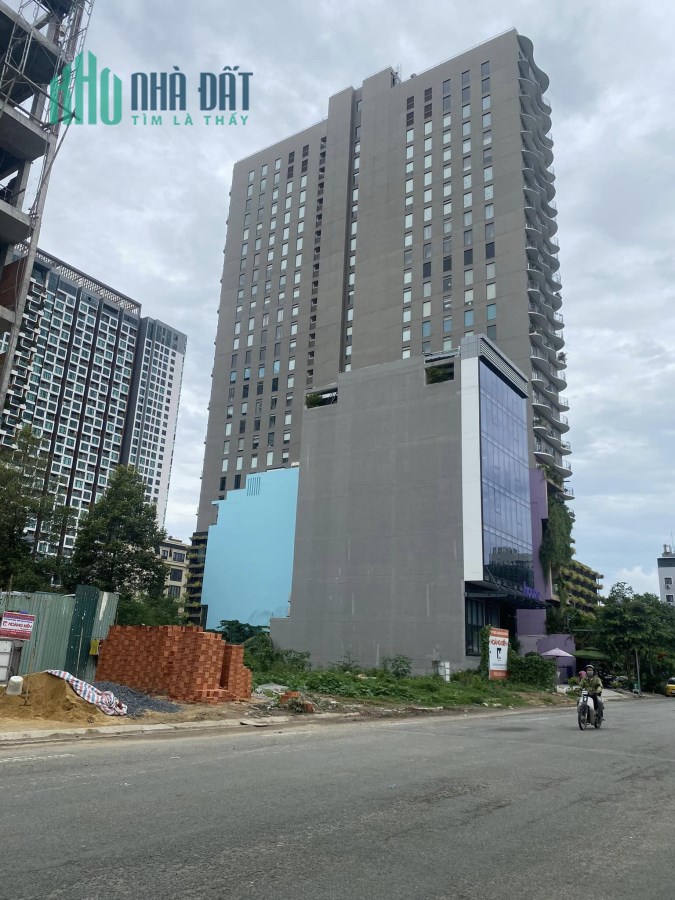 Đất Huy Hoàng, ngay TTHC Tp Thủ Đức, duy nhất 1 nền 80m2, giá 150tr/m2