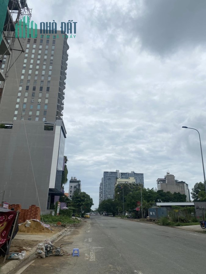Đất Huy Hoàng, ngay TTHC Tp Thủ Đức, duy nhất 1 nền 80m2, giá 150tr/m2
