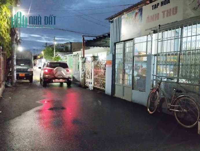 Nhà vừa ở vừa cho thuê - đường hai ô tô - Đường số 9 Hiệp Bình Phước 10 x11.5