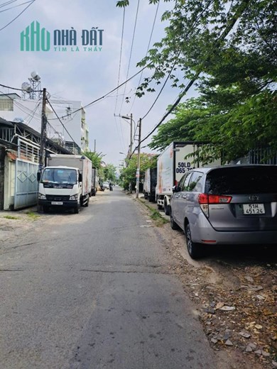BÁN NHÀ 3 TẦNG - SÁT KDC SÔNG ĐÀ - SÂN OTO - 4PN - BAN CÔNG TRƯỚC SAU - GẦN 80M2 - HƠN 5 TỶ