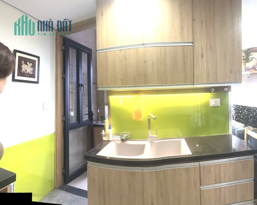 BÁN CĂN HỘ CHUNG CƯ NGAY NGÃ TƯ TRƯỜNG CHINH GIẢI PHÓNG - TẦNG TRUNG DIỆN TÍCH 102M2, GIÁ CHỈ 3 TỶ 4