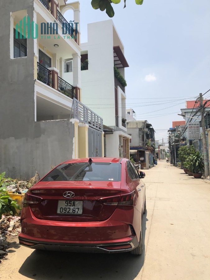 BÁN NHÀ KHU PHÂN LÔ - 3 TẦNG - 4PN - NGANG 4.5M - HXH - CẦU VƯỢT BÌNH PHƯỚC - NHÍCH 5 TỶ