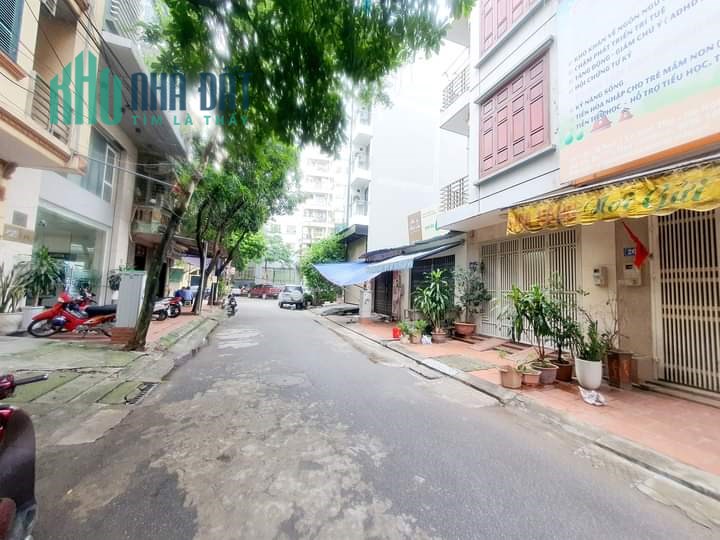 Bán Đất Dương Khuê - CẦU GIẤY 80m2 , Phân Lô ô tô , mà giá chỉ hơn 17 tỷ cho các nhà đầu tư.