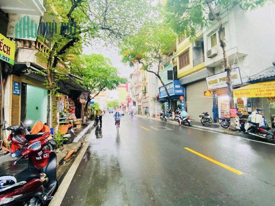 Bán nhà riêng mặt phố Thuỵ Khuê, Tây Hồ, Hà Nội. Lô góc 2 mặt tiền, cách Hồ Tây vài bước chân.