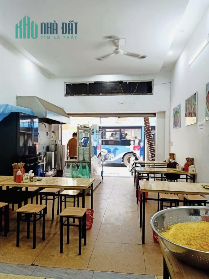 Bán nhà riêng mặt phố Thuỵ Khuê, Tây Hồ, Hà Nội. Lô góc 2 mặt tiền, cách Hồ Tây vài bước chân.