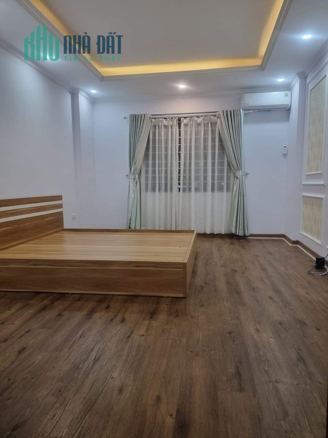Bán Nhà Xuân Phương, Ô Tô Đỗ Cách 30M, Gần Nhổn, full Nội Thất. Dt 33m2 x 5T. Giá 2.7Tỷ.