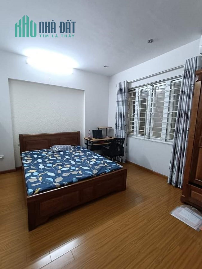Bán Nhà Phố Tôn Đức Thắng- Quận Đống Đa, Ngõ Rộng thênh Thang, 31m x5 tầng, giá 3,x tỷ