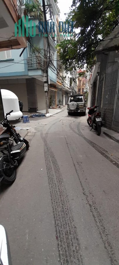 Mặt Ngõ Ôtô Tránh-Thông Nhiều Phố-Nhà Nhiều Lộc-Giá Cạnh Tranh