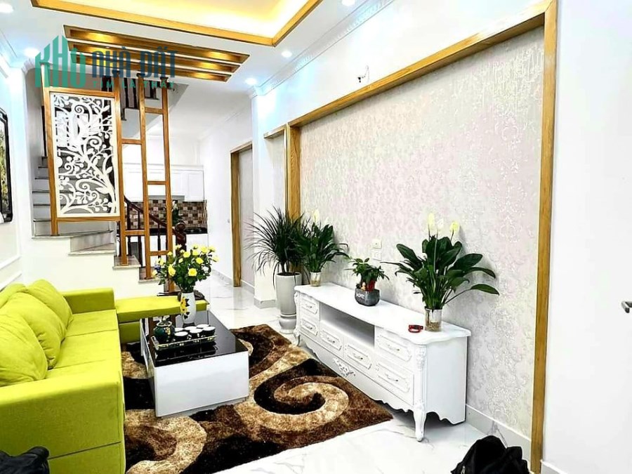 BÁN NHÀ HÀO NAM-PHÂN LÔ - ÔTÔ ĐỖ CỬA - NHÀ CỰC ĐẸP - FULL NỘI THẤT DT 38M2X4 TẦNG  (6,1TỶ) MẶT